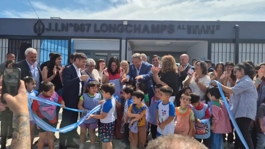 Kicillof y Cascallares inauguraron un jardín de infantes y la ampliación de una escuela secundaria en Almirante&nbsp;Brown