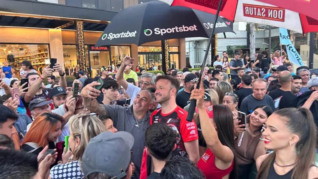 Canning celebró a lo grande el quinto título de TC de Agustín&nbsp;Canapino