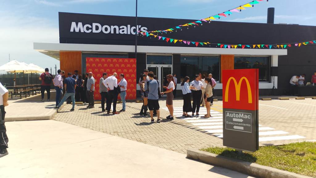McDonald’s inauguró un restaurante en Cañuelas y generó 90 nuevos&nbsp;empleos