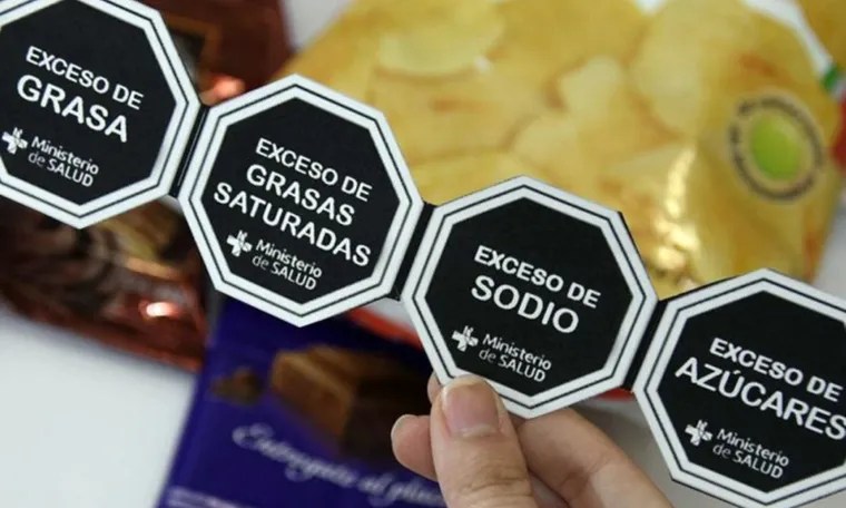 Proyecto oficial plantea dejar atrás los octógonos en&nbsp;alimentos